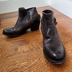 J B DILLON Western Leather Boots Cowboy Equestrian Distressed Harness‎ Strap 9